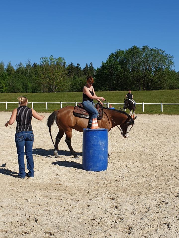 Stage de Barrel Racing avec Sandra Jordan au Chalet-à-Gobet - 2 juin 2019